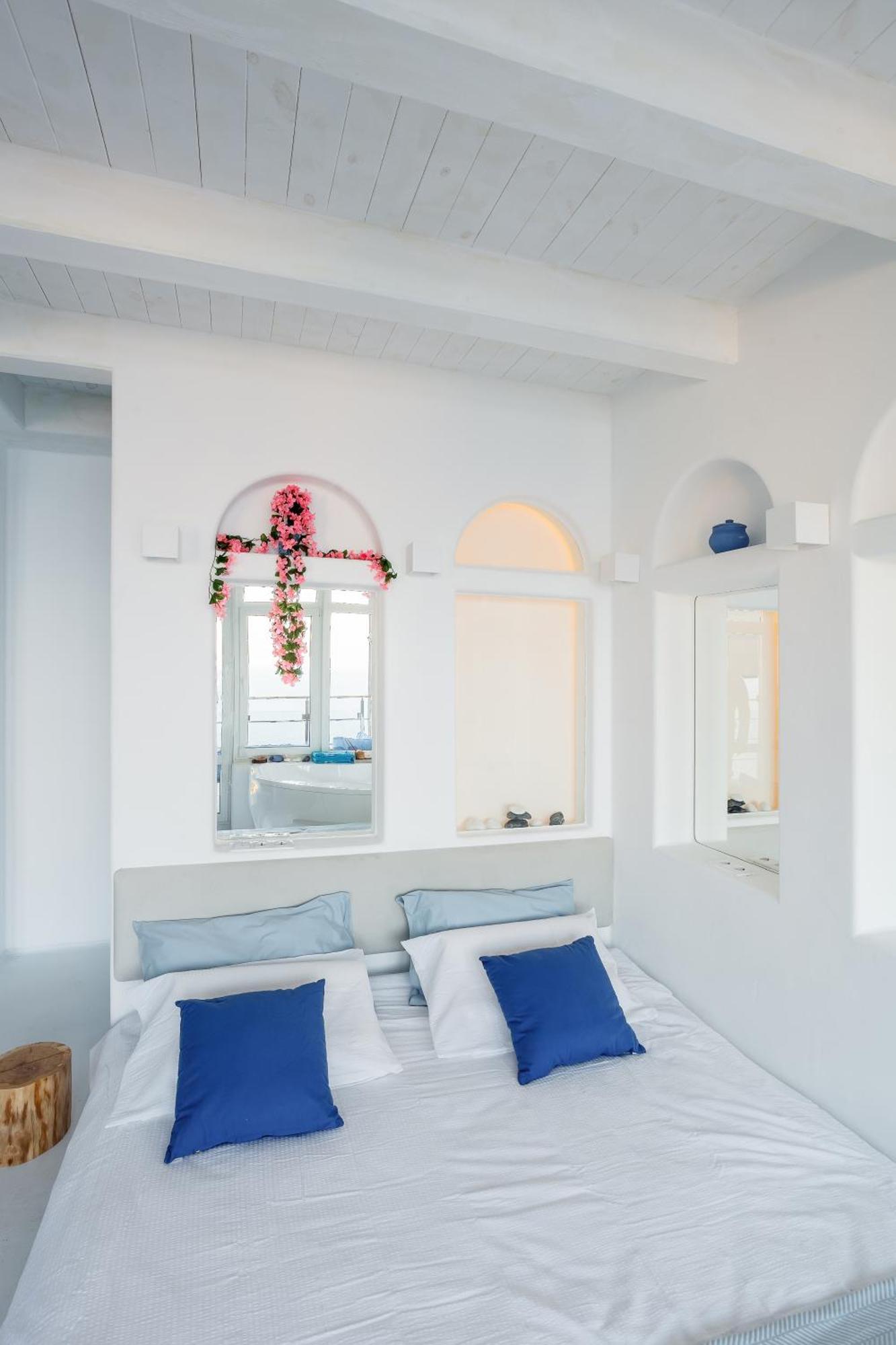 Anna Maria Santorini - Greek Suite & Large Sea Terrace Arcadia オデッサ エクステリア 写真